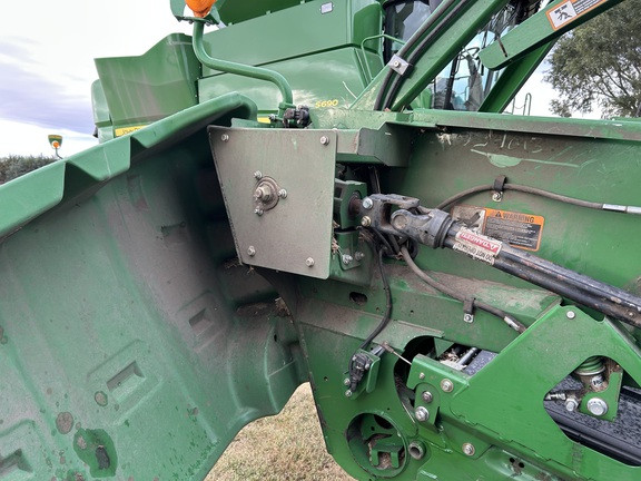 2012 John Deere 640FD Header Combine
