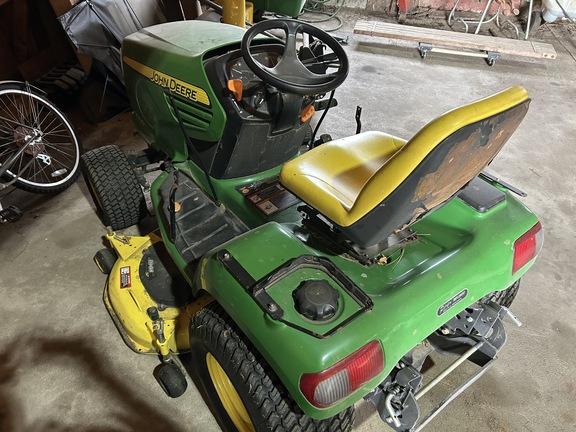 2010 John Deere X720 Garden Tractor