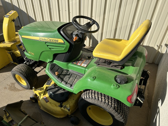 2010 John Deere X720 Garden Tractor