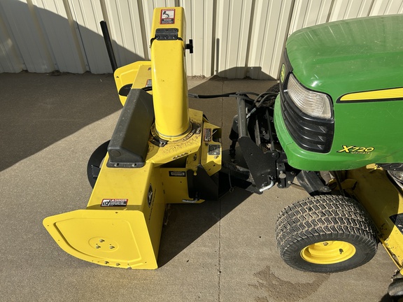 2010 John Deere X720 Garden Tractor