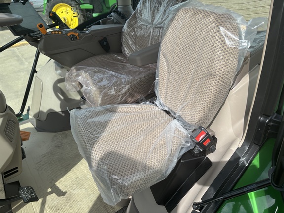 2025 John Deere 6R 215 Tractor