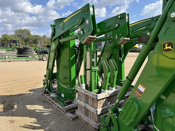 2025 John Deere 680R Loader