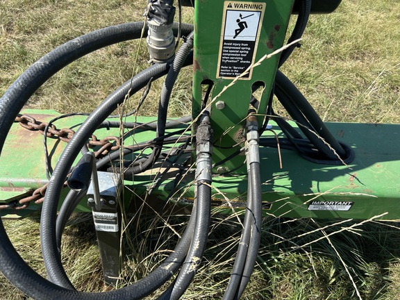 2009 John Deere 2210 Field Cultivator