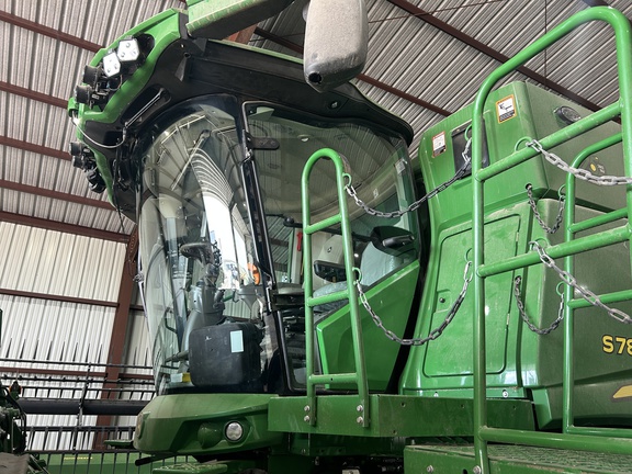 2022 John Deere S780 Combine