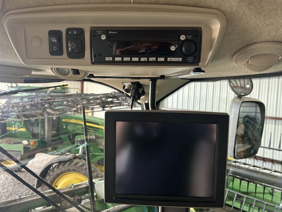 2022 John Deere S780 Combine