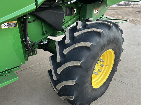 2022 John Deere S780 Combine