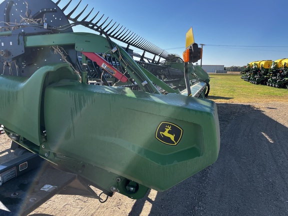 2024 John Deere RD40F Header Combine