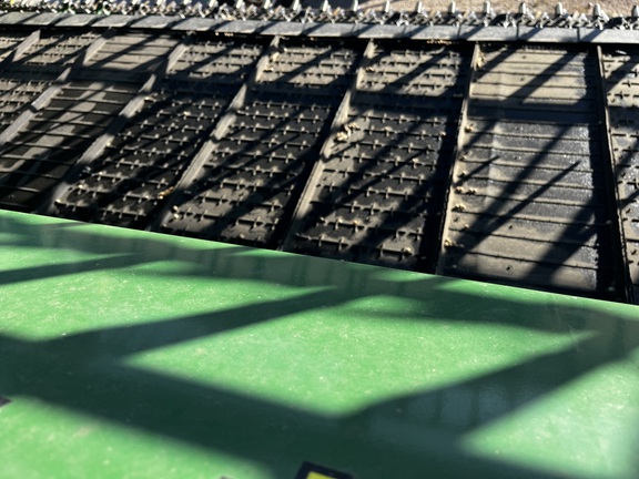 2024 John Deere RD40F Header Combine