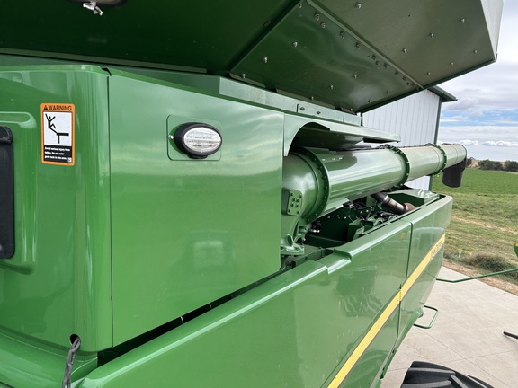 2023 John Deere S770 Combine