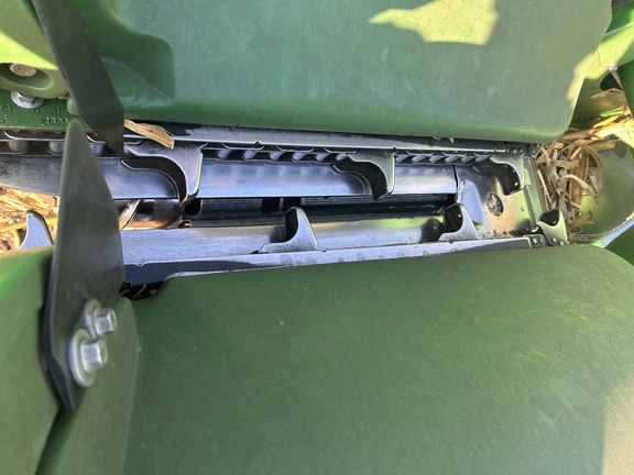 2022 John Deere C12R Header Corn Head