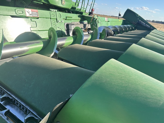 2022 John Deere C12R Header Corn Head