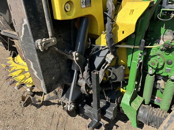 2024 John Deere 772 Header Forage