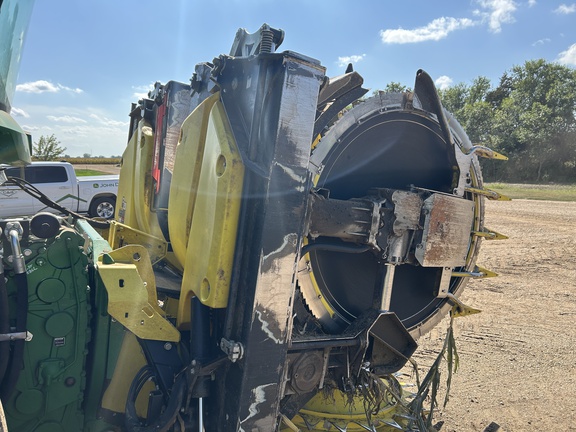 2024 John Deere 772 Header Forage