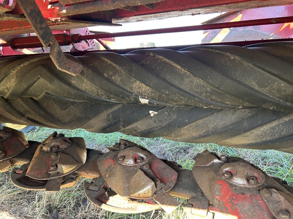 2009 New Holland H7450 Mower Conditioner