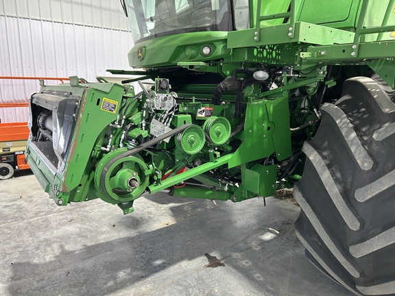 2020 John Deere S780 Combine