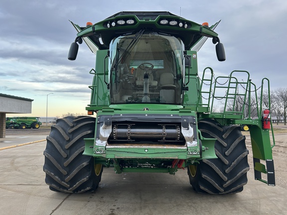 2020 John Deere S780 Combine