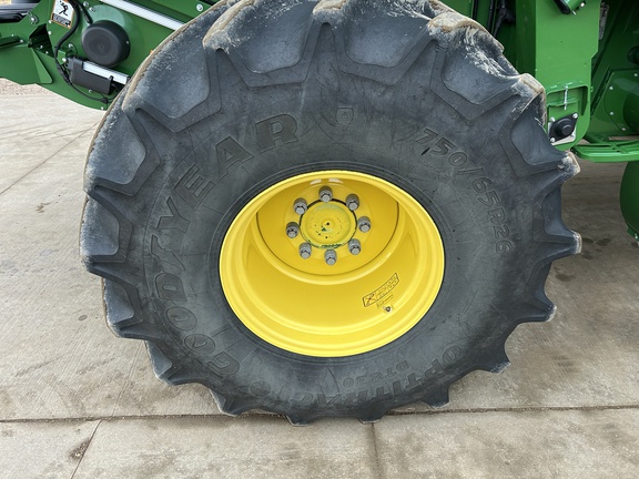 2020 John Deere S780 Combine