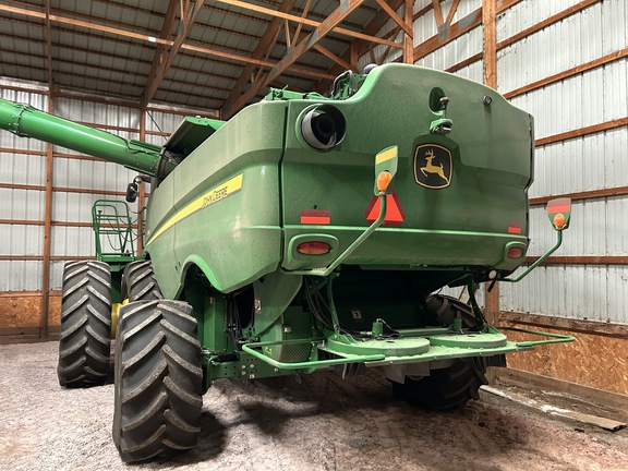 2021 John Deere S780 Combine