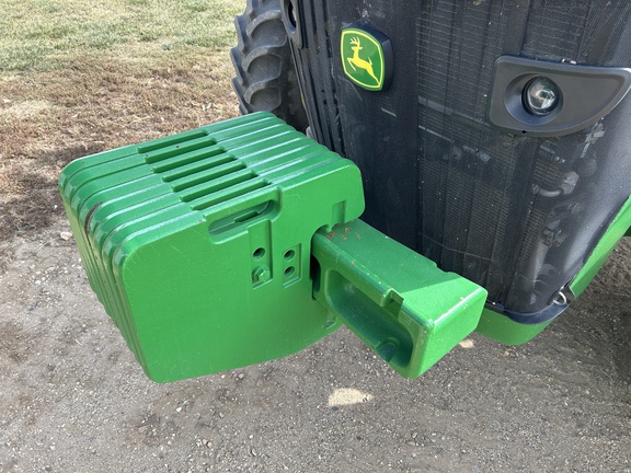 2015 John Deere 8320R Tractor