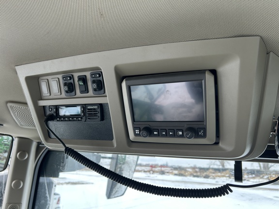 2025 John Deere 9RX 640 Tractor Rubber Track