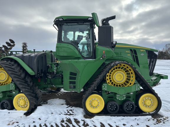 2025 John Deere 9RX 640 Tractor Rubber Track
