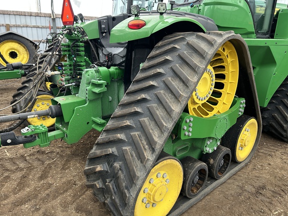 2025 John Deere 9RX 590 Tractor Rubber Track