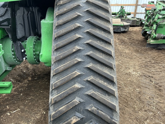 2025 John Deere 9RX 590 Tractor Rubber Track