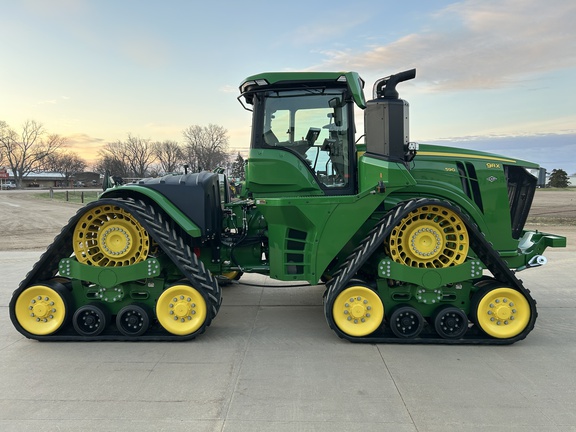2025 John Deere 9RX 590 Tractor Rubber Track