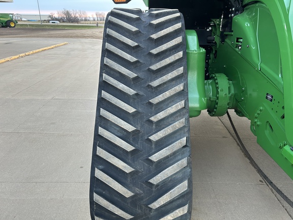 2025 John Deere 9RX 590 Tractor Rubber Track