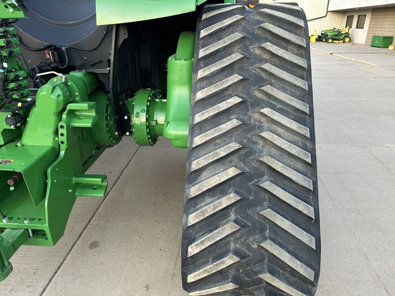 2025 John Deere 9RX 590 Tractor Rubber Track