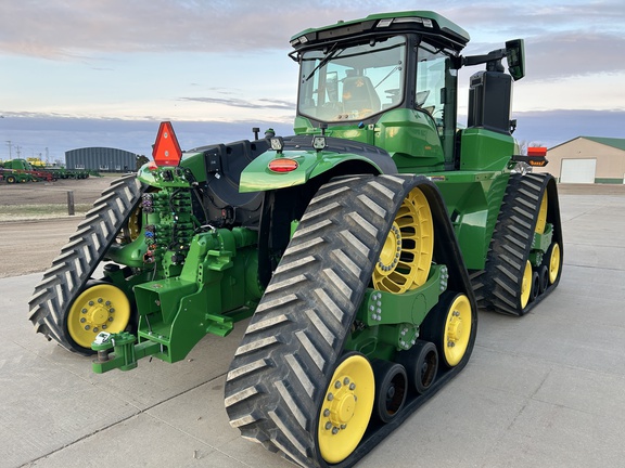 2025 John Deere 9RX 590 Tractor Rubber Track