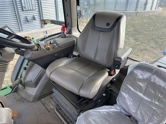 2023 John Deere 8R 280 Tractor