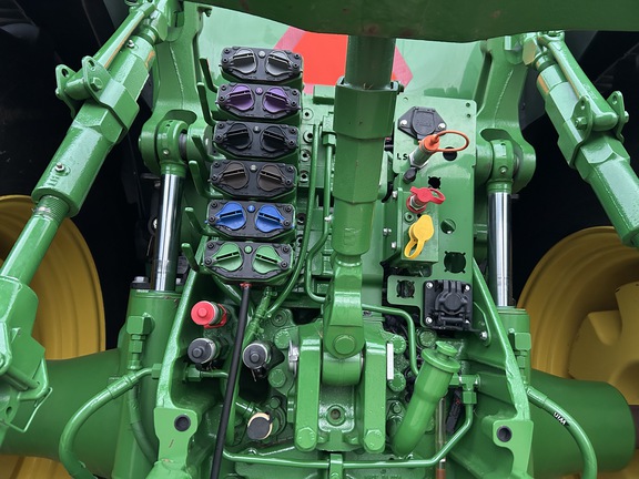 2023 John Deere 8R 280 Tractor