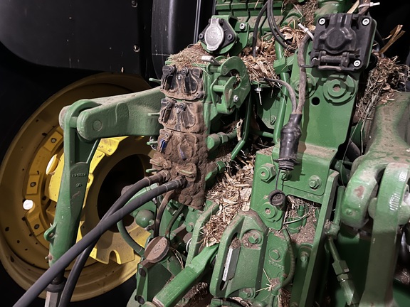 2022 John Deere 6R 155 Tractor