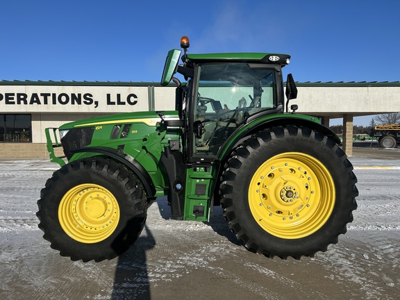 2022 John Deere 6R 155 Tractor