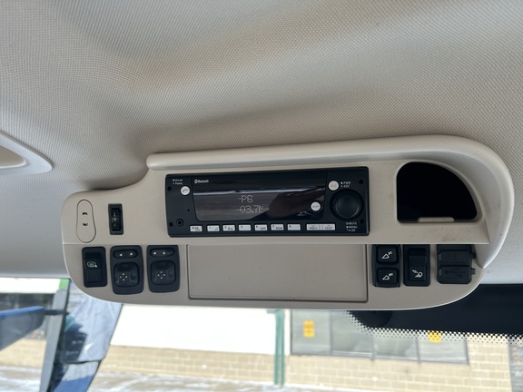 2022 John Deere 6R 155 Tractor