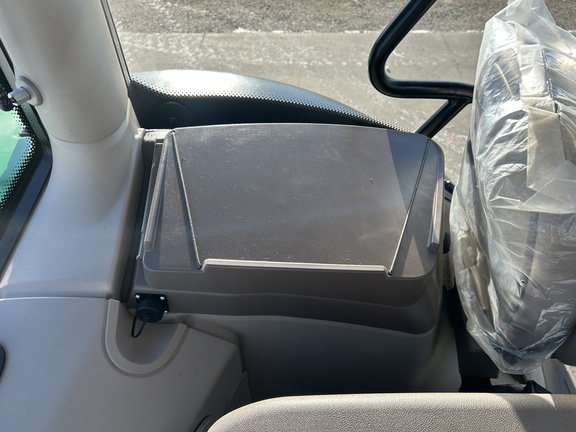 2022 John Deere 6R 155 Tractor