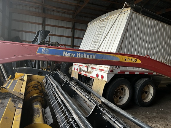 2009 New Holland H7150 Mower Conditioner