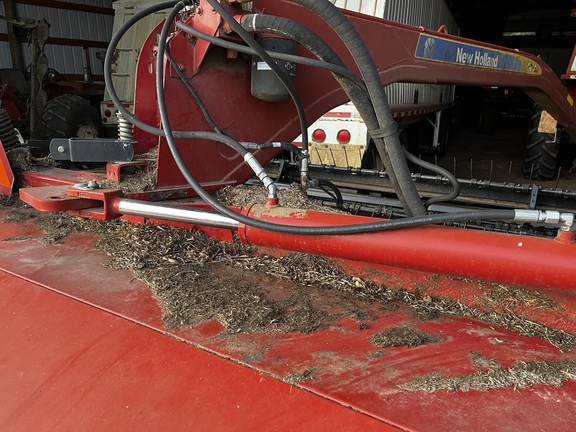 2009 New Holland H7150 Mower Conditioner