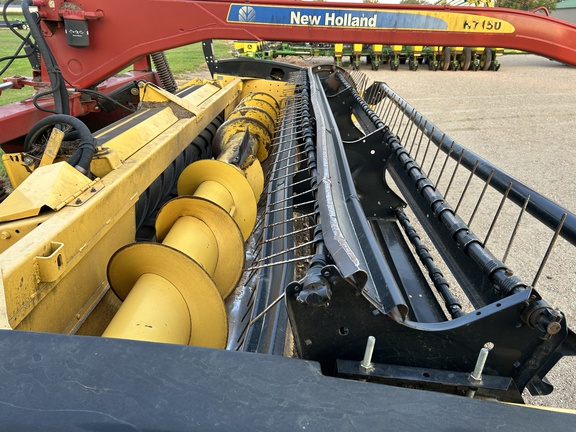 2009 New Holland H7150 Mower Conditioner