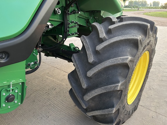 2025 John Deere X9 1100 Combine
