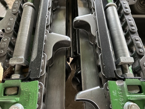 2025 John Deere CF 16 Header Corn Head