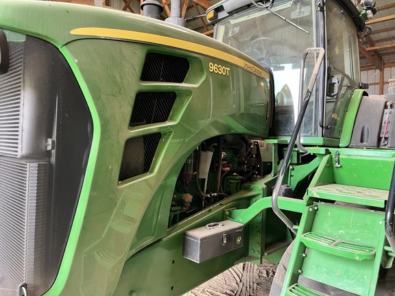 2010 John Deere 9630T Tractor Rubber Track