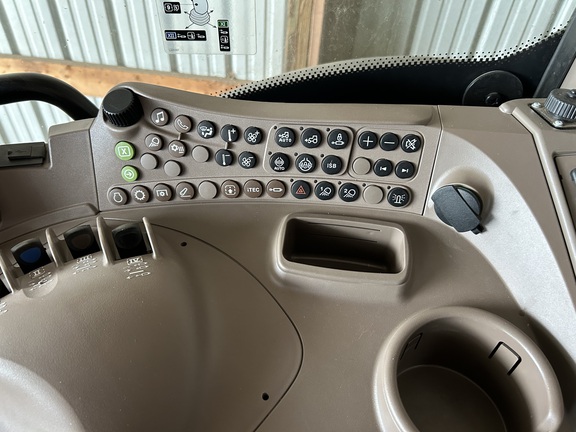 2021 John Deere 6175R Tractor