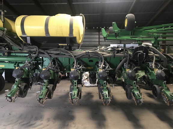 2019 John Deere 1775NT Planter