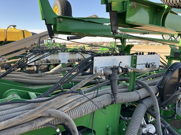 2019 John Deere 1775NT Planter