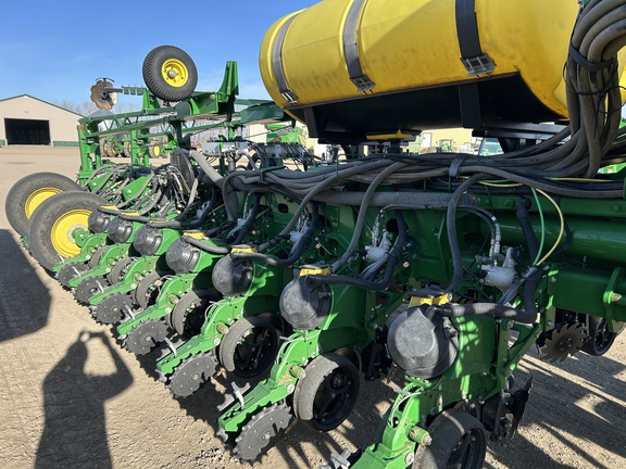 2019 John Deere 1775NT Planter