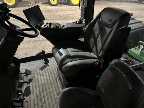 2025 John Deere 9RX 830 Tractor Rubber Track