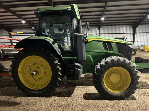 2025 John Deere 7R 350 Tractor