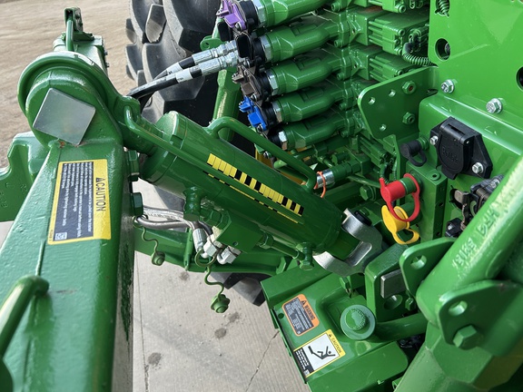 2025 John Deere 7R 350 Tractor